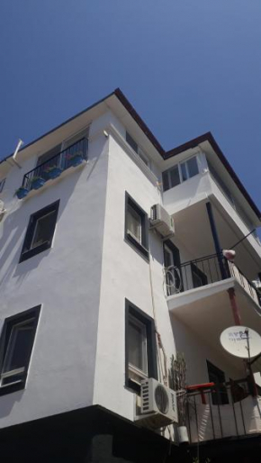 Çiçek Apart
